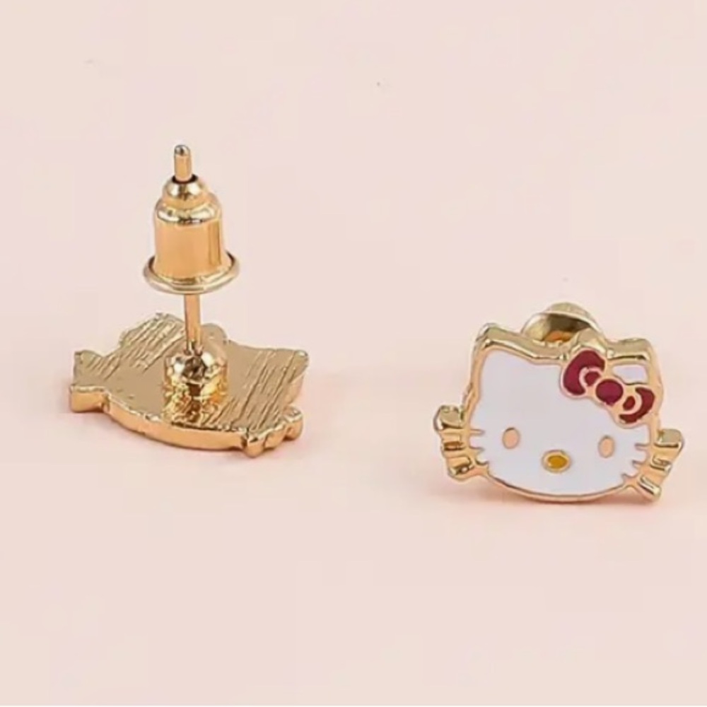 🆕SANRIO: Dainty Hello Kitty Gold Plated Post Earrings 🐱 - Picture 4 of 6